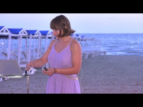 The electronic skin revolution: a new sense of touch | Giulia Spallanzani | TEDxForteDeiMarmi thumbnail