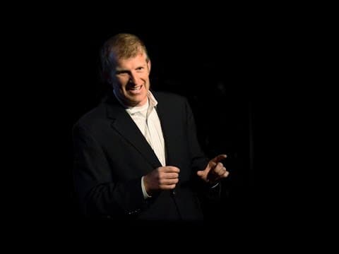 What the Pros Know About Public Speaking thumbnail