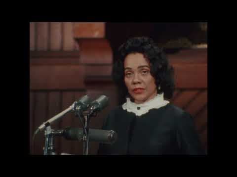 Coretta Scott King speaks at Harvard’s Class Day in 1968 thumbnail
