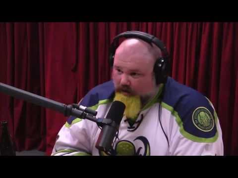 Paleontologist Trevor Valle Debunks "Dinosaurs Never Existed" Conspiracy thumbnail