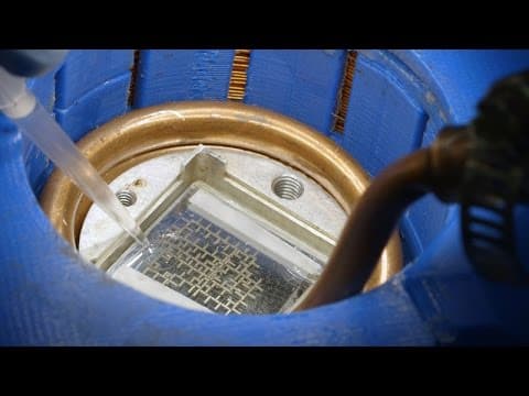Stanford engineers build a water-droplet based computer that runs like clockwork thumbnail